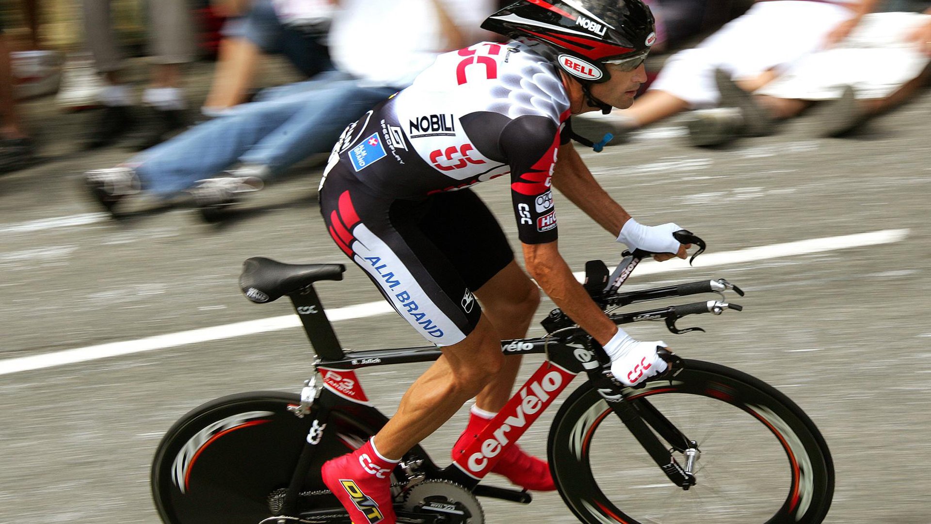 国际乒联混合团体世界杯:如何评价中国香港队的技术表现与战术调整